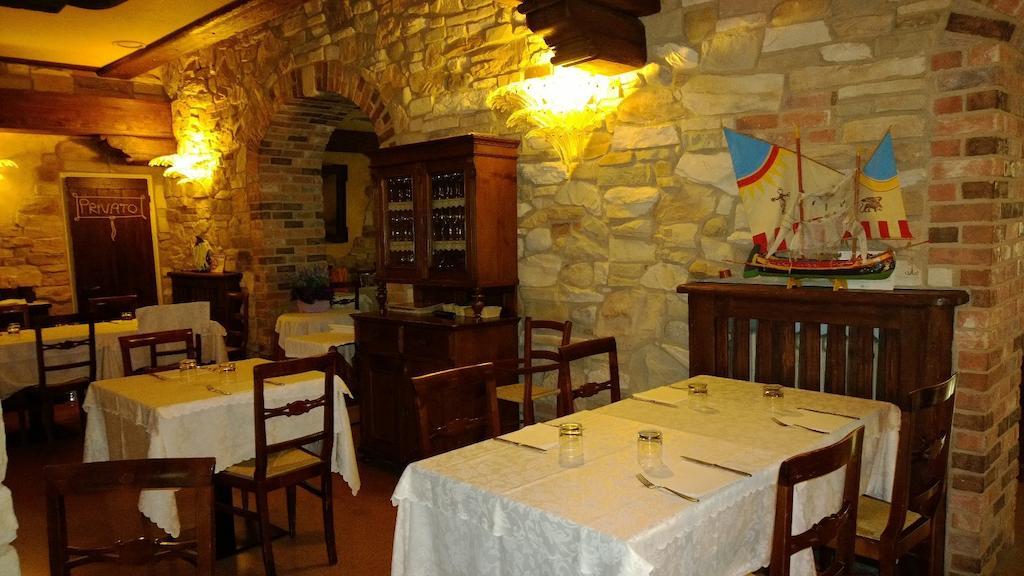 Locanda Ferrari Горо Экстерьер фото