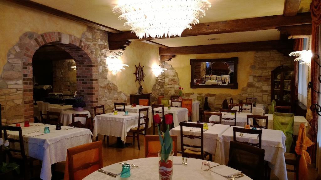 Locanda Ferrari Горо Экстерьер фото