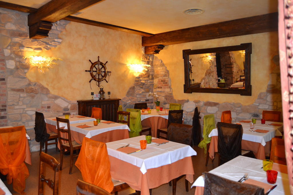 Locanda Ferrari Горо Экстерьер фото
