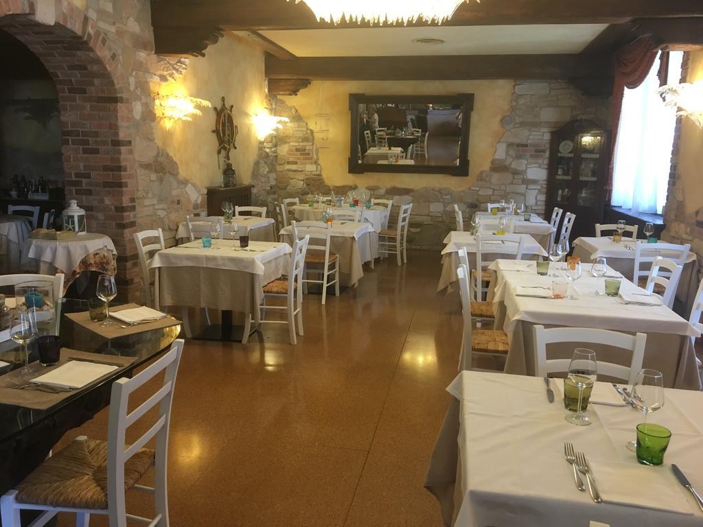 Locanda Ferrari Горо Экстерьер фото