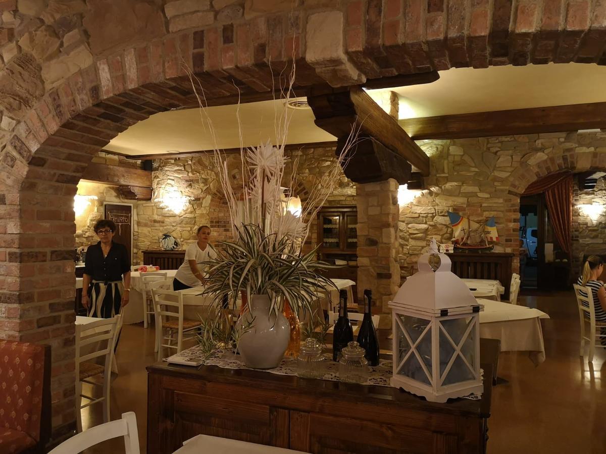 Locanda Ferrari Горо Экстерьер фото